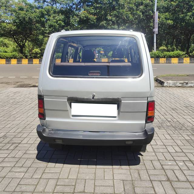 https://images10.gaadi.com/usedcar_image/4168380/original/processed_b2259a9170f23bc8ae39c2c392817452.jpg?imwidth=6402