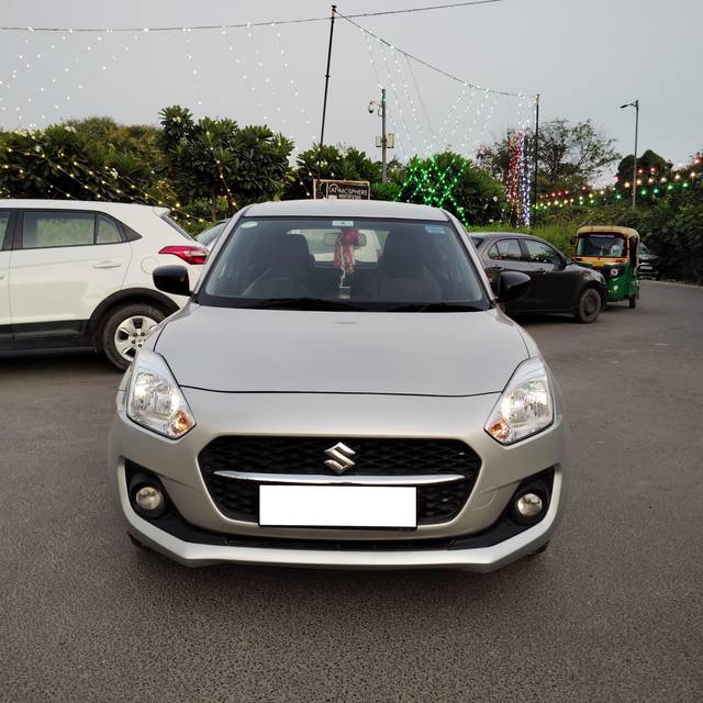 https://images10.gaadi.com/usedcar_image/4168877/original/processed_7e7fa9c1e02c92071c03ca45e7ad9584.jpg?imwidth=6402