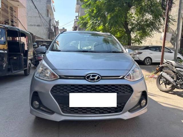 https://images10.gaadi.com/usedcar_image/4168996/original/processed_00234d0f-dd1a-4cda-88c1-a66501e62f5d.jpg?imwidth=6400