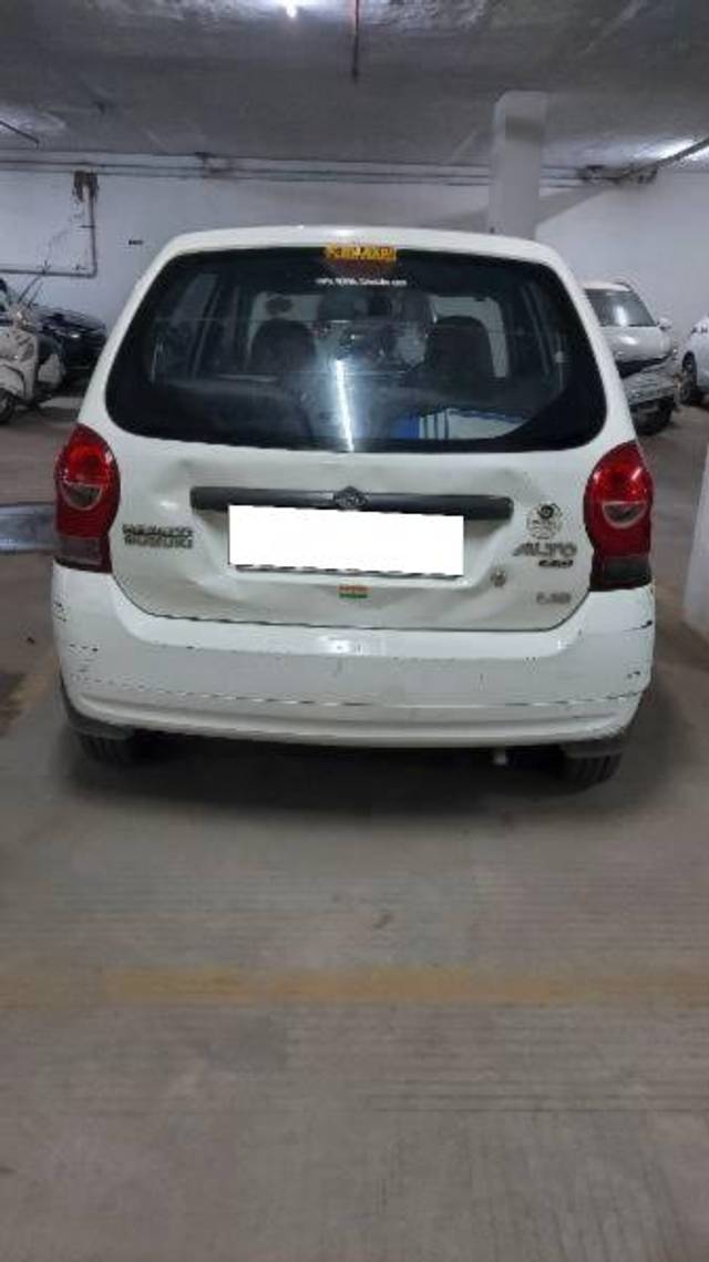 https://images10.gaadi.com/usedcar_image/4169003/original/processed_f4ce61d9-0723-49c5-8899-d7a10d770ead.jpg?imwidth=6401