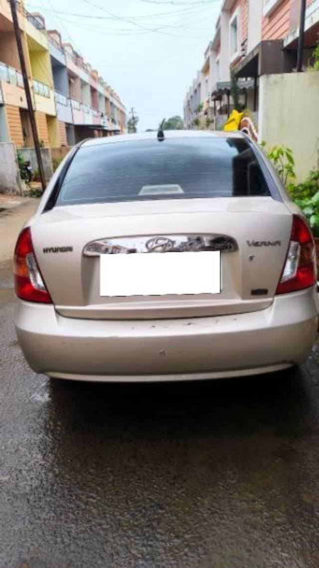 https://images10.gaadi.com/usedcar_image/4169008/original/processed_e183d547-7719-48fd-8074-37ea6146fef8.jpg?imwidth=6401