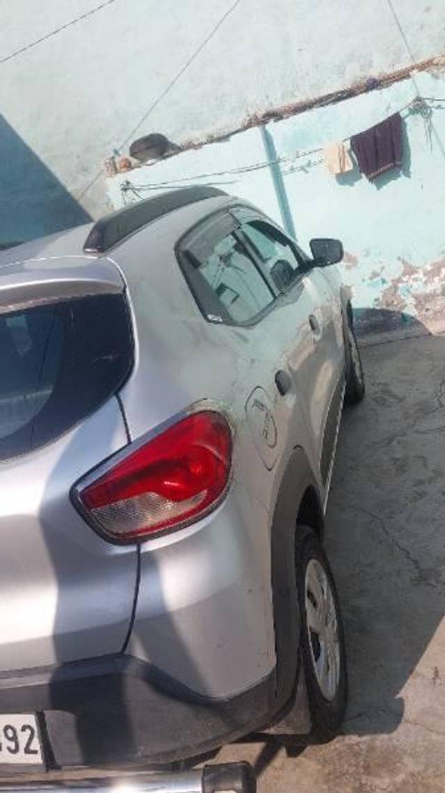 https://images10.gaadi.com/usedcar_image/4169084/original/processed_4e8f2491-2fd8-41f8-98cb-77b95af00631.jpg?imwidth=6402