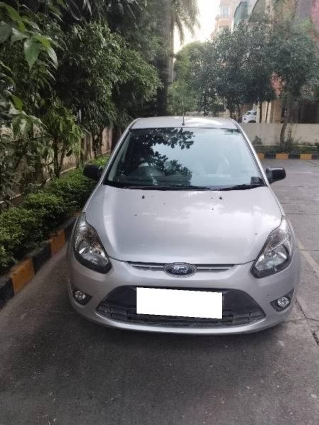 https://images10.gaadi.com/usedcar_image/4169374/original/processed_5fd3e64d-e8ec-4926-a5f7-d99628d95df4.jpg?imwidth=6400