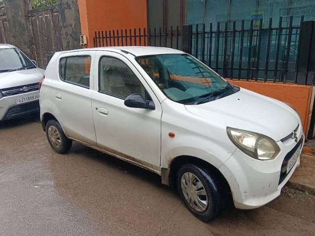 https://images10.gaadi.com/usedcar_image/4169394/original/processed_bbbfc551-7188-4355-9e27-6ab874492620.jpg?imwidth=6401