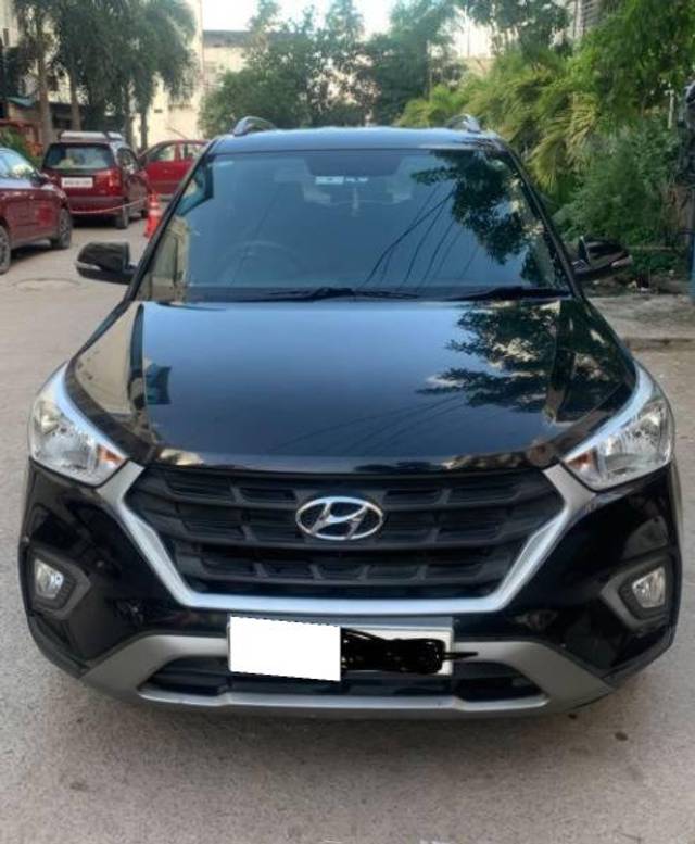 https://images10.gaadi.com/usedcar_image/4169424/original/processed_6f157714-25b7-412b-b520-777191faaa3b.JPG?imwidth=6402