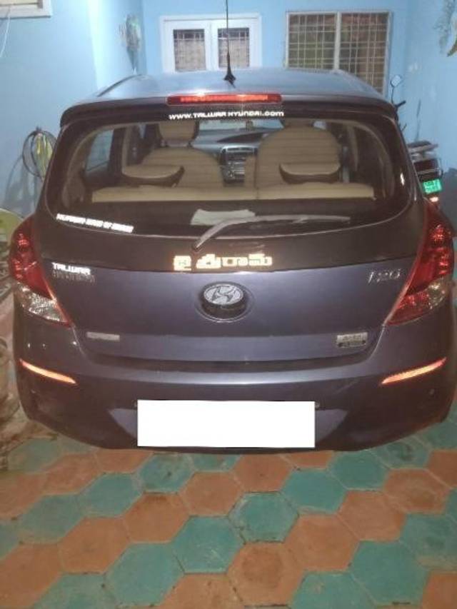 https://images10.gaadi.com/usedcar_image/4169584/original/processed_24fd5c1c-b8fe-4949-b53d-bc0c015b5151.jpg?imwidth=6402