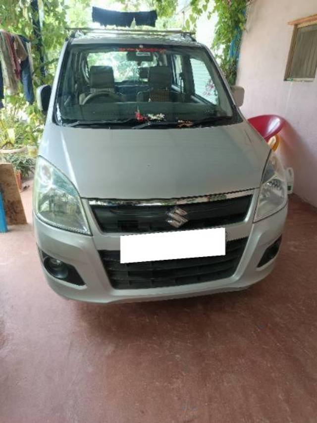 https://images10.gaadi.com/usedcar_image/4169593/original/processed_3b70e275-3acf-433b-b0ba-4a973f9d9b71.jpg?imwidth=6400