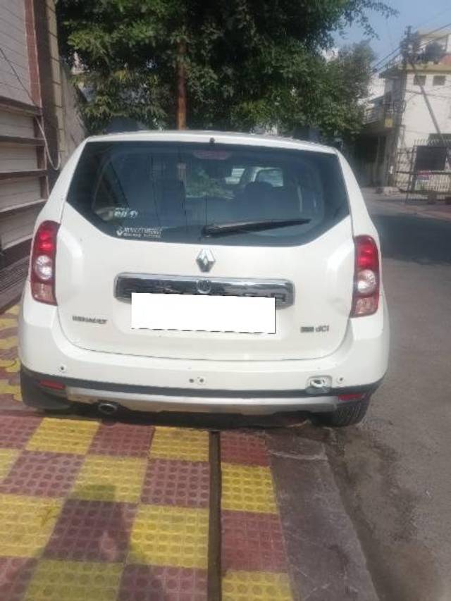 https://images10.gaadi.com/usedcar_image/4169690/original/processed_2edac143-0477-4cc1-9ac3-68d109196dc2.jpg?imwidth=6400