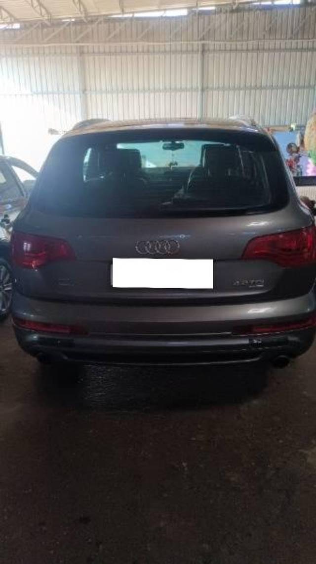 https://images10.gaadi.com/usedcar_image/4169744/original/processed_15418bc8-3f96-4907-9bc9-16081628ce65.jpg?imwidth=6401