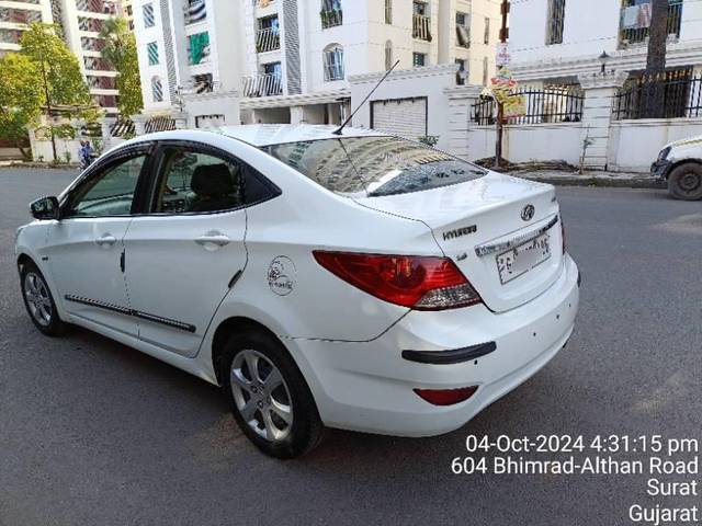 https://images10.gaadi.com/usedcar_image/4169785/original/processed_7b2bc79e-2f67-4803-a7c9-45f2177abc8e.jpg?imwidth=6401