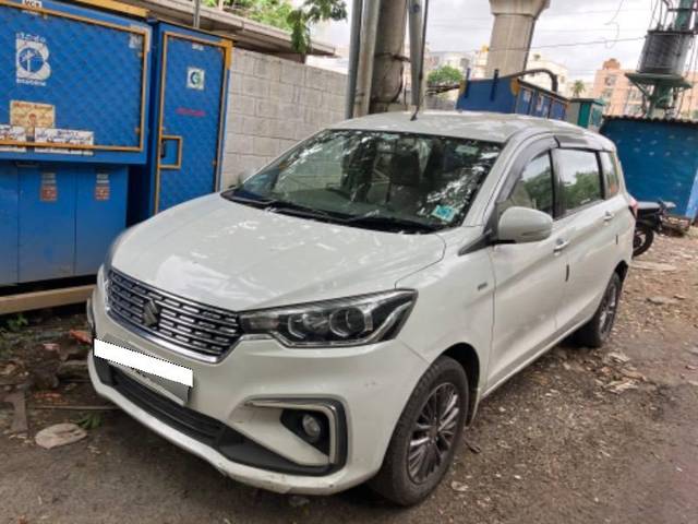 https://images10.gaadi.com/usedcar_image/4169960/original/processed_b01eef1c-d9fd-4d34-a21e-5eb18ab644d9.jpeg?imwidth=6400