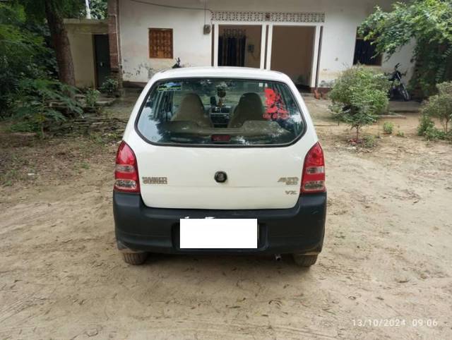 https://images10.gaadi.com/usedcar_image/4170012/original/processed_22c0ac0d-9895-4dd1-9858-e1ca61bd0c65.jpg?imwidth=6401