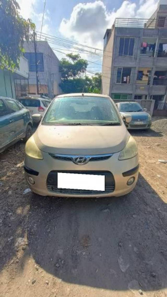 https://images10.gaadi.com/usedcar_image/4170038/original/processed_d837750e-67fc-4cce-a552-93add9cc1f2d.jpg?imwidth=6400