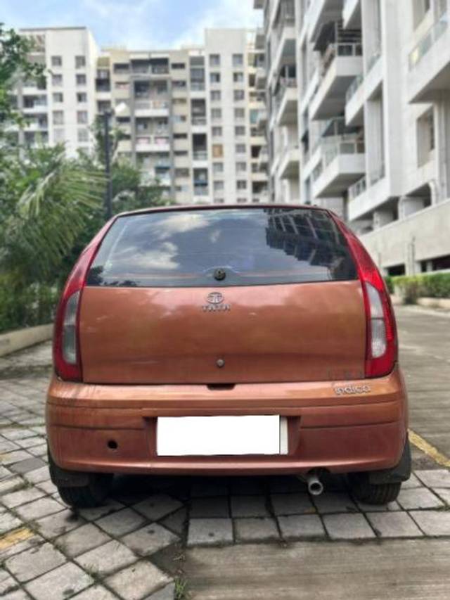 https://images10.gaadi.com/usedcar_image/4170071/original/processed_1a502413-82df-4460-a68f-ebec9f737f86.jpg?imwidth=6402