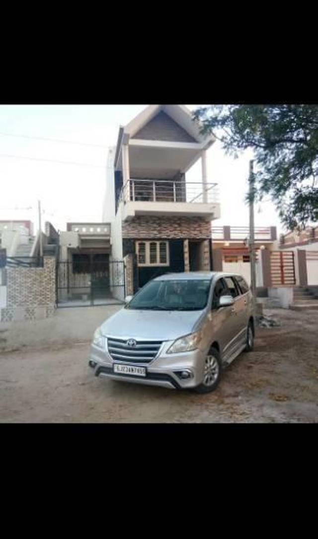 https://images10.gaadi.com/usedcar_image/4170106/original/processed_168645b9-031e-4661-a7b8-6f9aa2a0536d.JPG?imwidth=6400