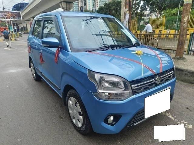 https://images10.gaadi.com/usedcar_image/4170186/original/processed_915ba9849bb428c84d79f9a7ef775146.jpg?imwidth=6400