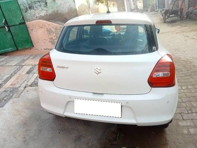 https://images10.gaadi.com/usedcar_image/4170208/original/processed_932214d2-a205-49cb-9dd8-9f11fce0c8e2.jpg?imwidth=6402