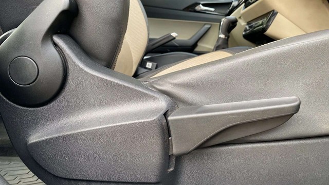 Second-hand 2022 Skoda Slavia 1.0 TSI Style AT BSVI for sale in Chennai-17