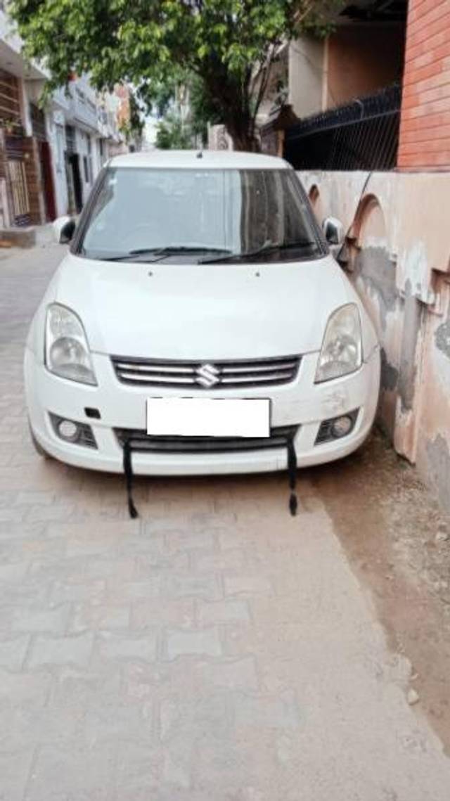 https://images10.gaadi.com/usedcar_image/4170288/original/processed_20026bd3-547b-4e5f-91fb-37b6e571bb62.jpg?imwidth=6401