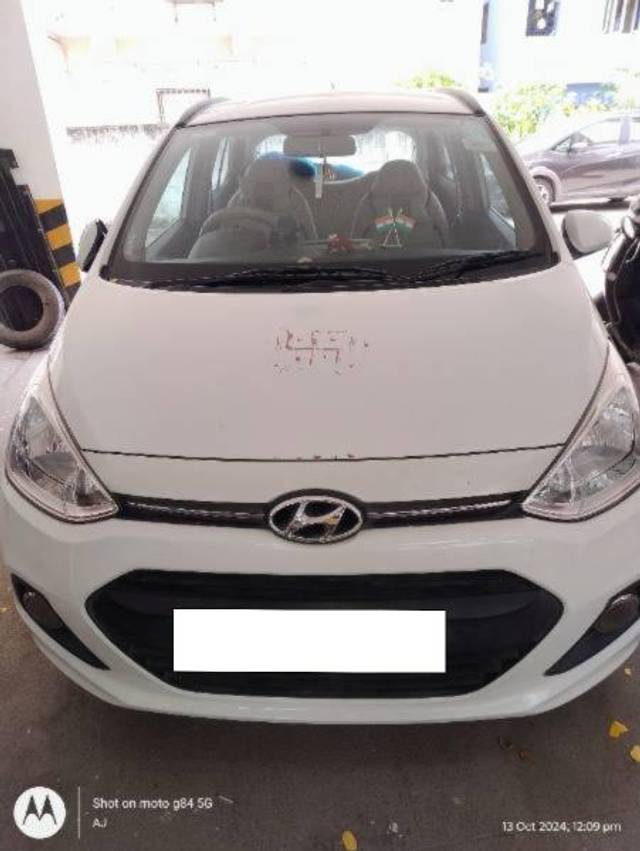 https://images10.gaadi.com/usedcar_image/4170331/original/processed_dbce37bf-fead-4ac1-a966-b5742d3b70d3.jpg?imwidth=6400