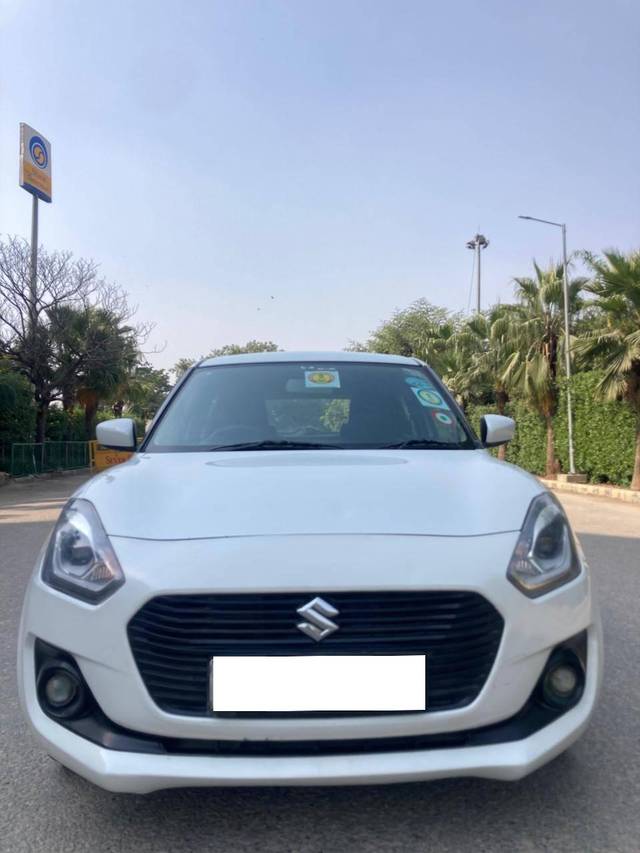 https://images10.gaadi.com/usedcar_image/4170524/original/processed_5496953686409aa6305b78d8873deaed.jpg?imwidth=6400