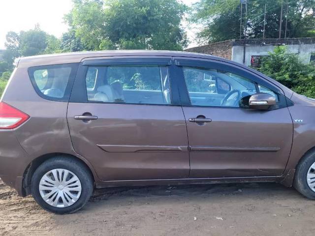 https://images10.gaadi.com/usedcar_image/4170525/original/processed_30b0273e-3ee1-4fc6-b32c-55ea396b4ca8.jpg?imwidth=6401