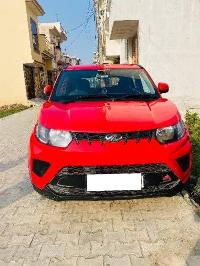 https://images10.gaadi.com/usedcar_image/4170624/original/processed_580a6c75-8fc7-42e4-8a8c-c401fb6eca7f.jpg?imwidth=6402