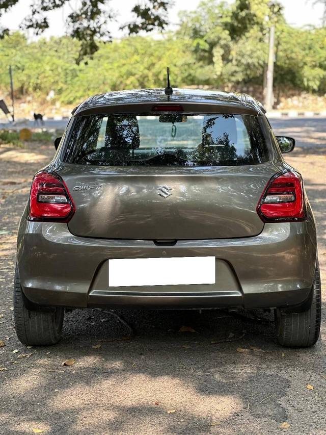 https://images10.gaadi.com/usedcar_image/4170632/original/processed_8d6a8d788ab87561361df5ae634fdf87.jpg?imwidth=6402