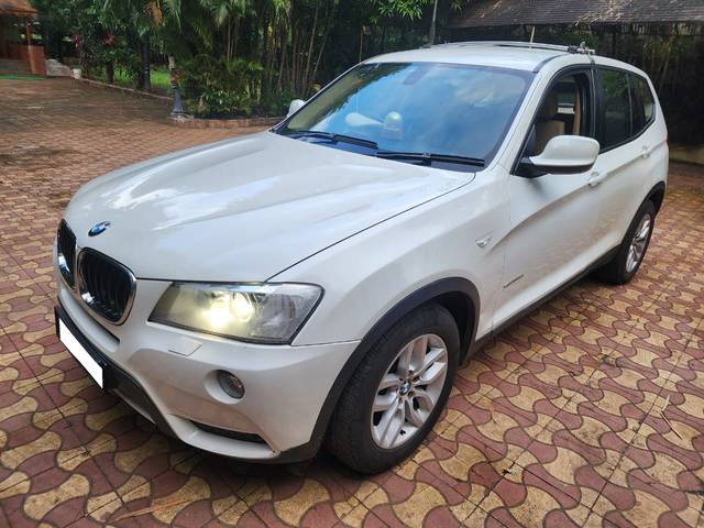 https://images10.gaadi.com/usedcar_image/4170678/original/ab2258e3b455890e1cca9fd6087b4044.jpg?imwidth=6402