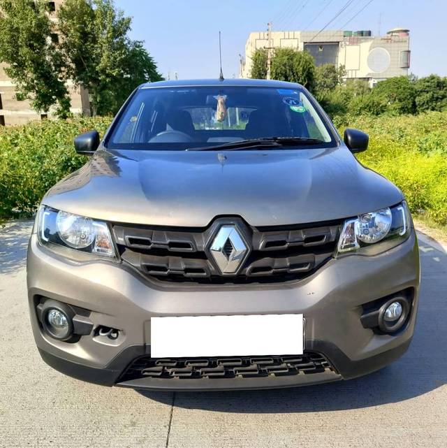 https://images10.gaadi.com/usedcar_image/4170704/original/processed_302bdd54b94ce88f80a8d744510fdcf6.jpg?imwidth=6400