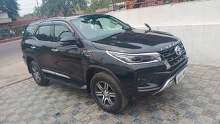 Toyota Fortuner Toyota Fortuner 4X2 Diesel AT