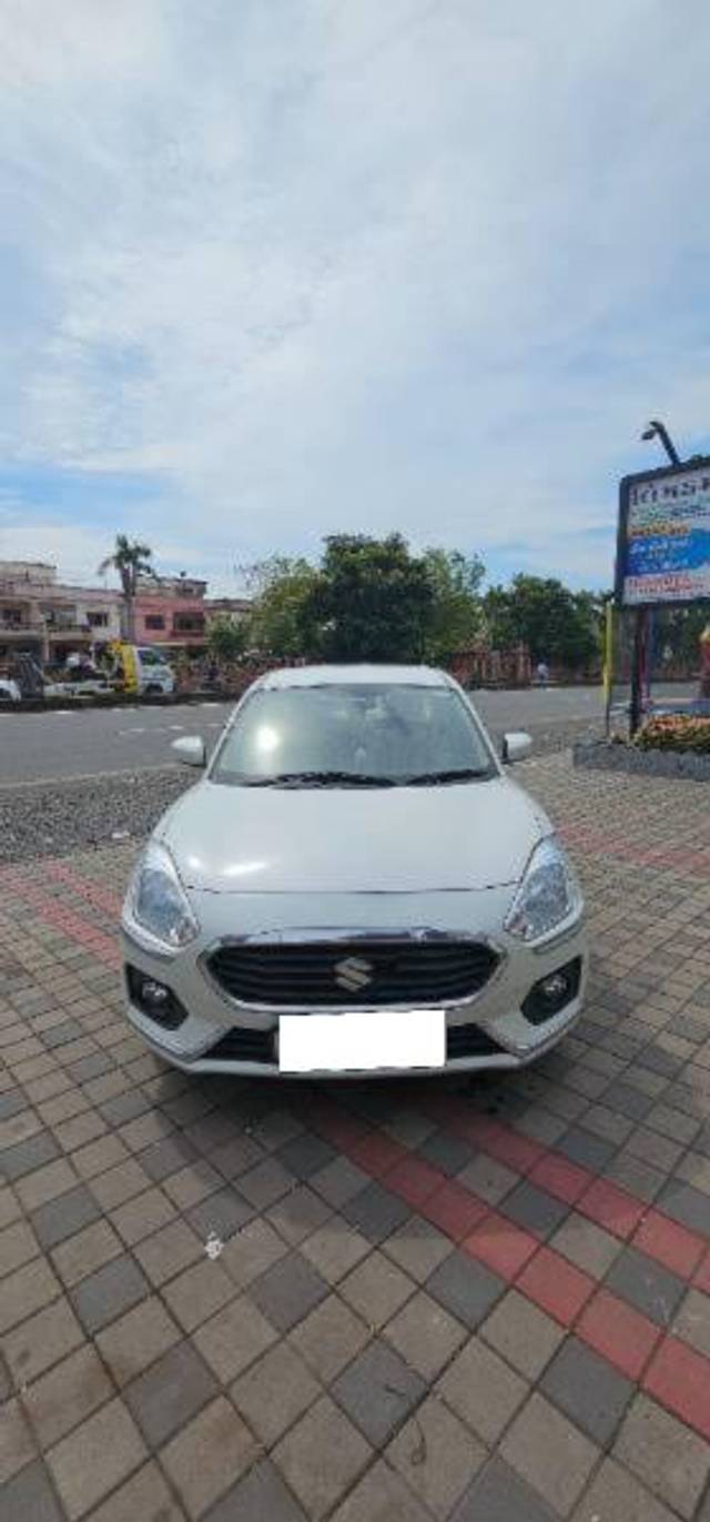 https://images10.gaadi.com/usedcar_image/4170835/original/processed_594214e9-0849-40c1-b703-2665d6d88aca.jpg?imwidth=6400