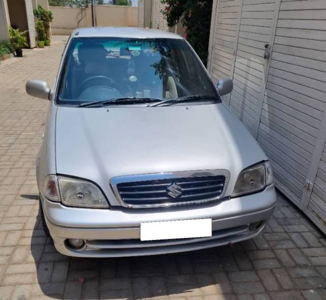 https://images10.gaadi.com/usedcar_image/4170955/original/processed_de70f77b-0165-4160-b090-77dad10bb84e.jpg?imwidth=6400