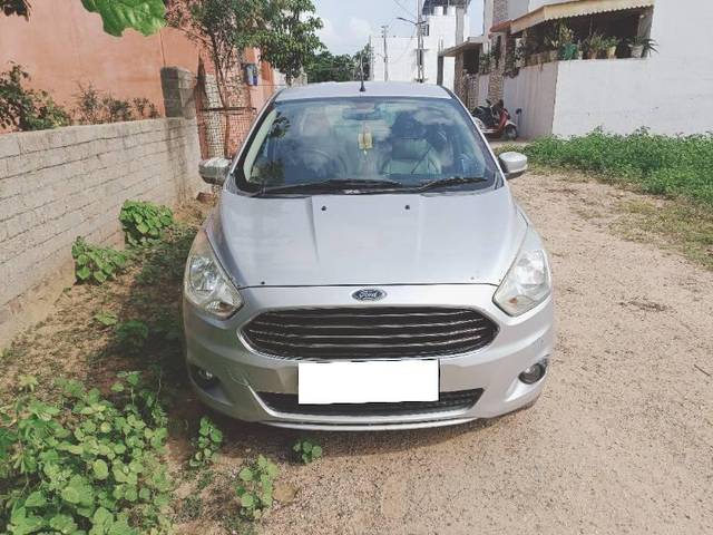 https://images10.gaadi.com/usedcar_image/4171484/original/processed_2e21109a-66bb-4e8d-b9b7-32db3b287f94.jpg?imwidth=6400