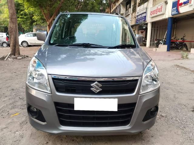 https://images10.gaadi.com/usedcar_image/4171534/original/processed_b277cfac9a3534985de8476df1db6dba.jpg?imwidth=6401