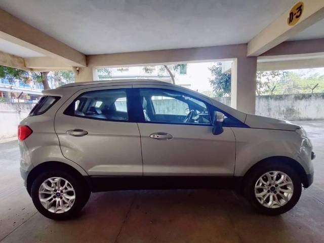 https://images10.gaadi.com/usedcar_image/4171596/original/processed_ccc523a4-ba65-44da-bc13-e3c0bcc3411c.jpg?imwidth=6401