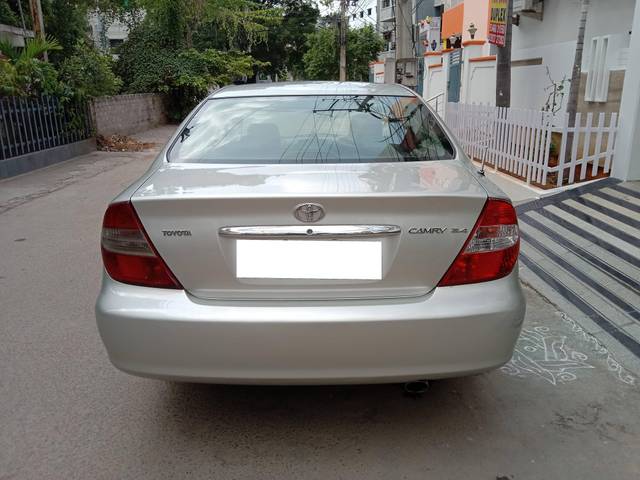 https://images10.gaadi.com/usedcar_image/4171729/original/processed_02a0d0b03b4d955e85d23a6996c32e6e.jpg?imwidth=6402