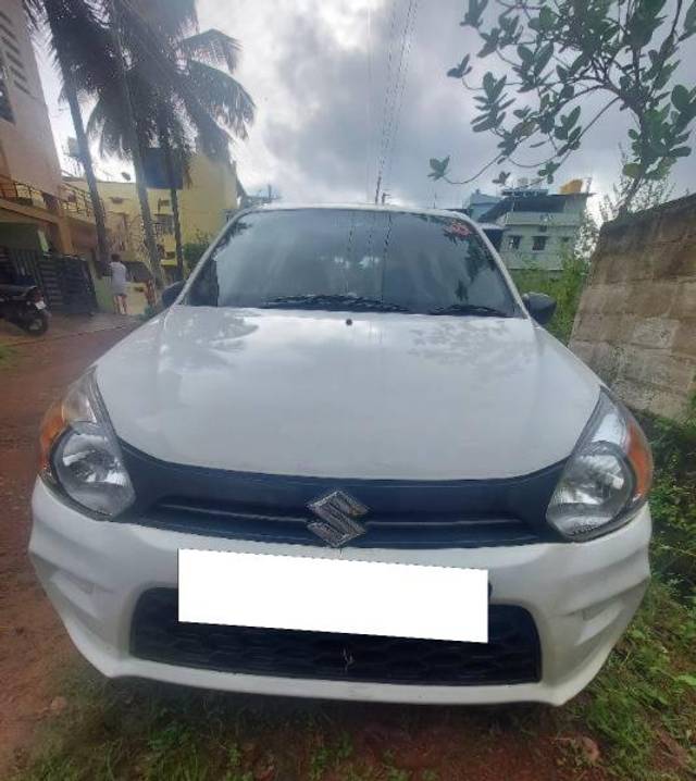 https://images10.gaadi.com/usedcar_image/4171867/original/processed_2043601b-32b8-49a0-a66b-628826c9129c.jpg?imwidth=6400