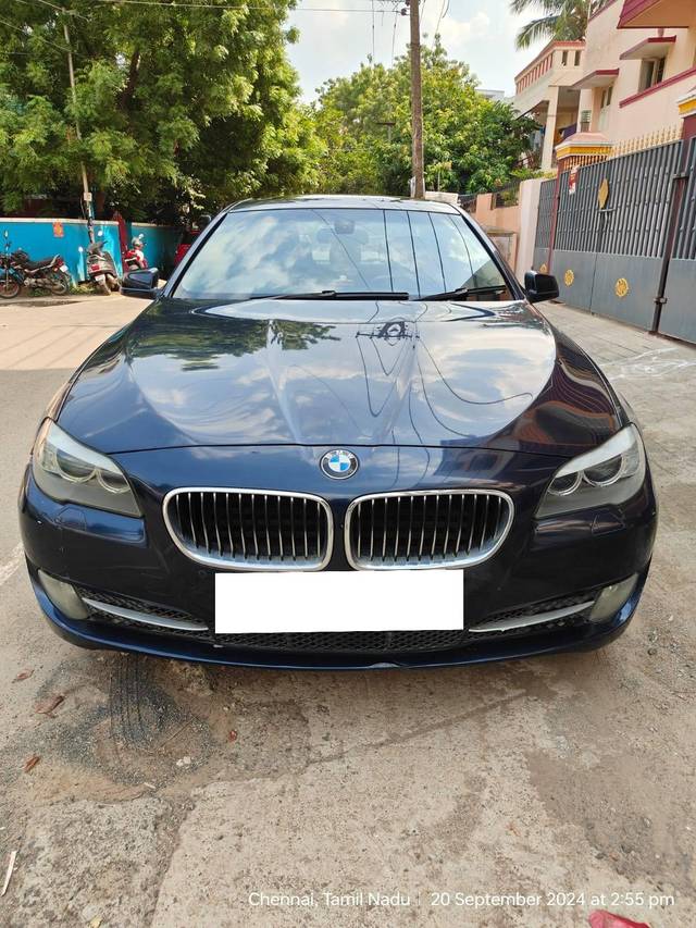 https://images10.gaadi.com/usedcar_image/4171969/original/processed_2dd7e8ed7f0189180bda7337fbc02a4f.jpg?imwidth=6400