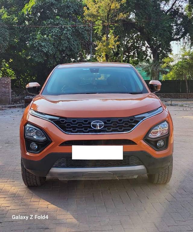 https://images10.gaadi.com/usedcar_image/4171985/original/processed_deb64f6f3490c2f626383e8344b1b040.jpg?imwidth=6401