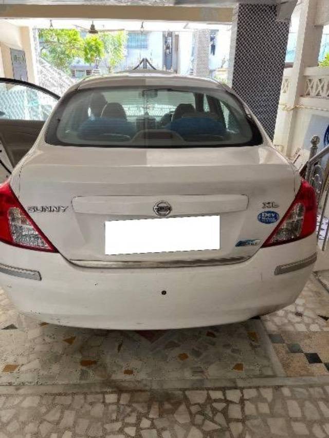 https://images10.gaadi.com/usedcar_image/4171993/original/processed_4459fc12-9e31-4568-9e10-6dbf7f10b965.jpg?imwidth=6401