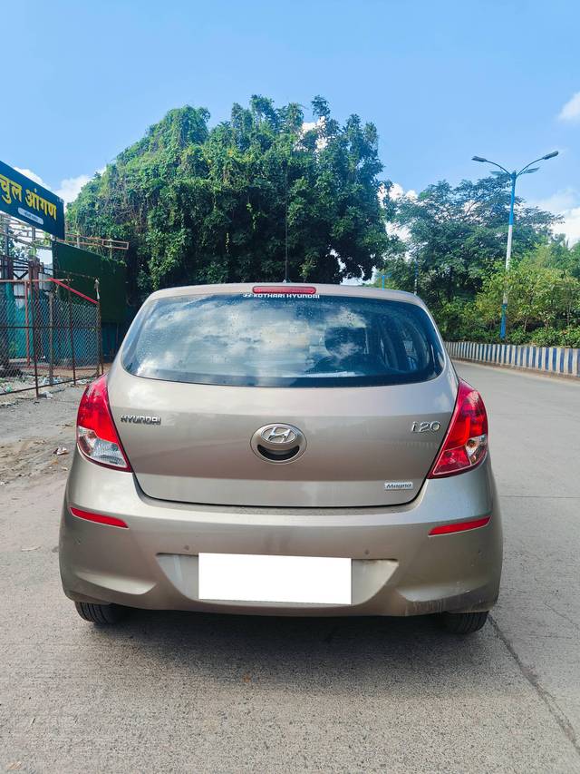 https://images10.gaadi.com/usedcar_image/4172291/original/processed_996e805ad979579cc4f98074e4377869.jpg?imwidth=6402