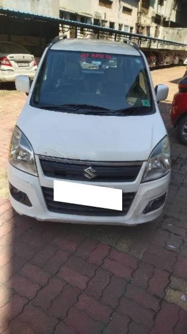 https://images10.gaadi.com/usedcar_image/4172292/original/processed_70e54699-b410-4ade-b229-739d8756a728.jpg?imwidth=6400