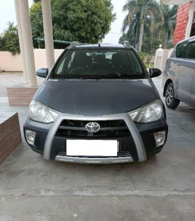 https://images10.gaadi.com/usedcar_image/4172376/original/processed_f72646be-0ca8-429e-a9bd-5e77276b6d68.jpg?imwidth=6400