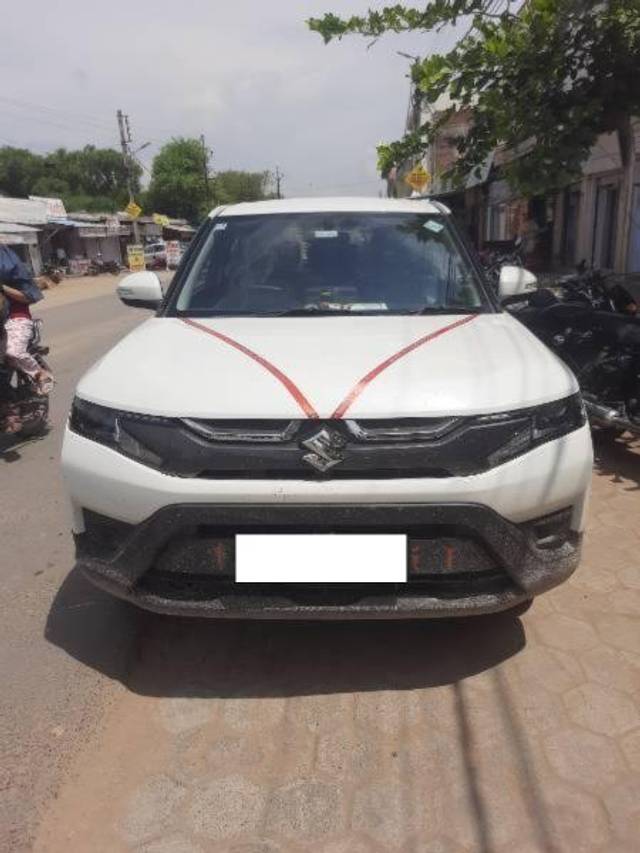 https://images10.gaadi.com/usedcar_image/4172379/original/processed_6d3e1f97-bfa3-4d24-9784-43fdd1116a01.jpg?imwidth=6400