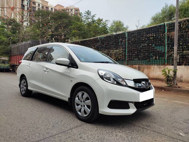 https://images10.gaadi.com/usedcar_image/4172382/original/processed_1860eba384c52387504a393bc4cf28e7.jpg?imwidth=6400