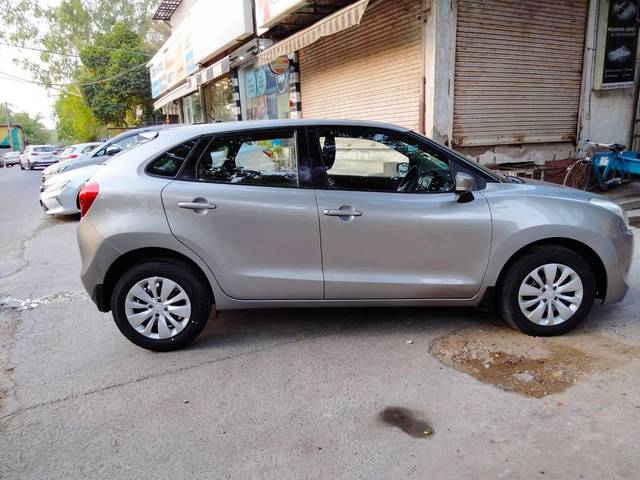 https://images10.gaadi.com/usedcar_image/4172419/original/processed_fbe7ea70c5c8a3b451d56d73e14b6e42.jpg?imwidth=6401