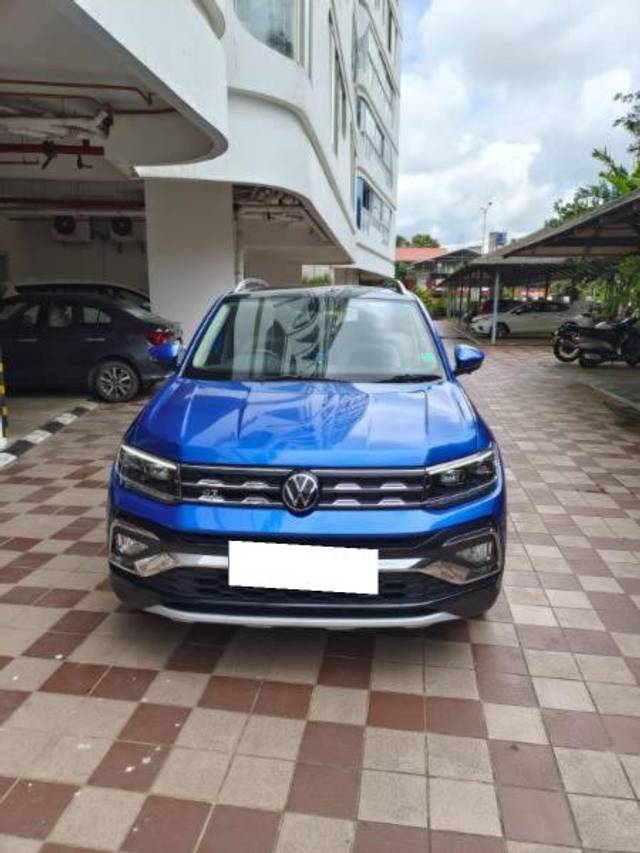 https://images10.gaadi.com/usedcar_image/4172464/original/processed_47539cbd-2966-4bbc-bbf1-5a6864a56a39.jpg?imwidth=6400