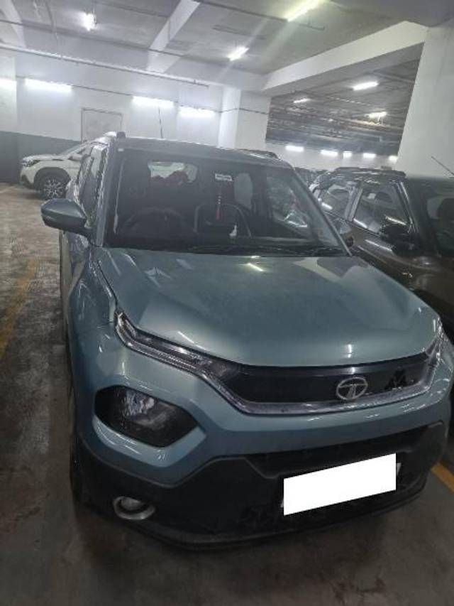 https://images10.gaadi.com/usedcar_image/4172490/original/processed_1d3861bf-a982-405a-ba39-293570c7de39.jpg?imwidth=6400