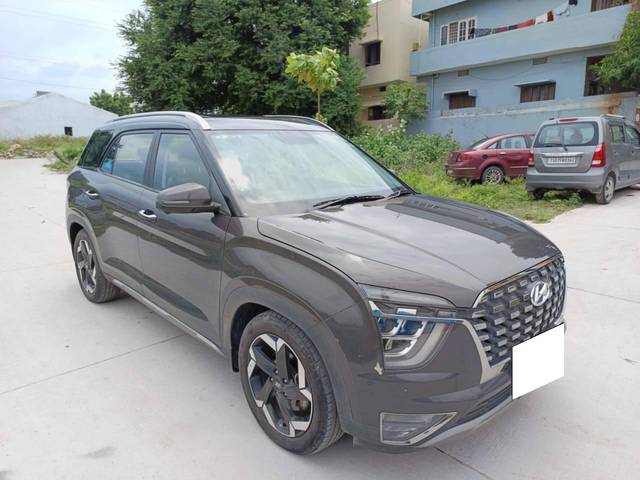 https://images10.gaadi.com/usedcar_image/4172514/original/processed_a8dcac4a24bcc36a4c8c0bc5ae75e6a3.jpg?imwidth=6400